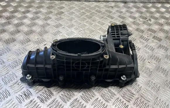 Mercedes-Benz C W205 Intake manifold A6510905737