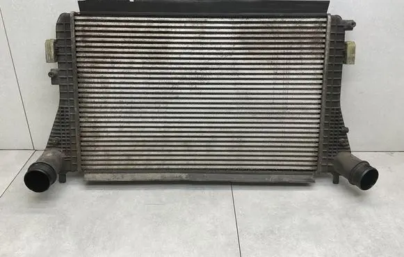Volkswagen PASSAT CC Intercooler radiator 3C0145805AE