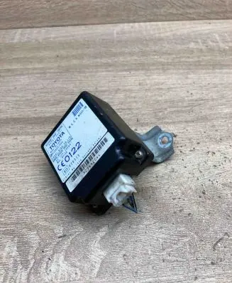 Toyota Yaris Other control units/modules 8974152021 619825000 Used