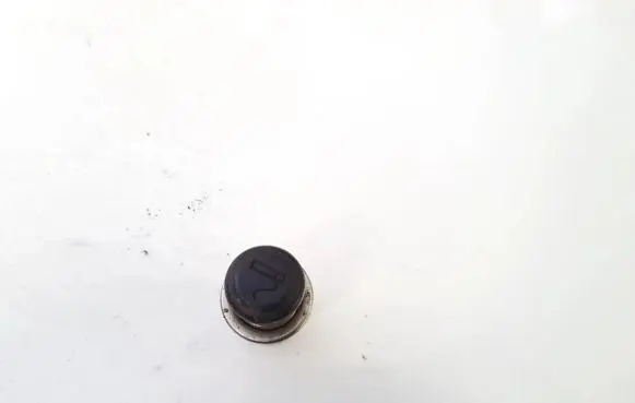 Toyota Yaris Cigarette lighter 