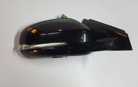 Volvo V40 Front door electric wing mirror 