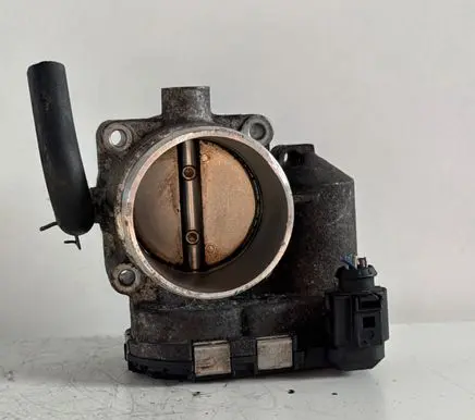 Audi TT Mk1 Throttle body valve 06A133062C