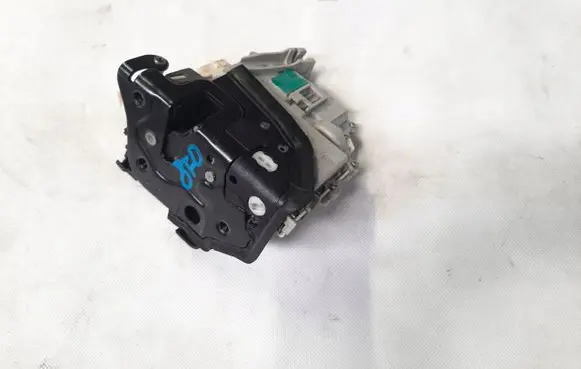 Audi A5 8T 8F Front door lock 8J1837016D