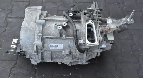 Renault Zoe Electric car motor MAQ601