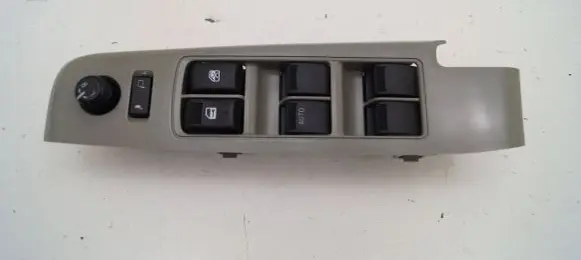 Isuzu D-Max Quarter vent window switch 