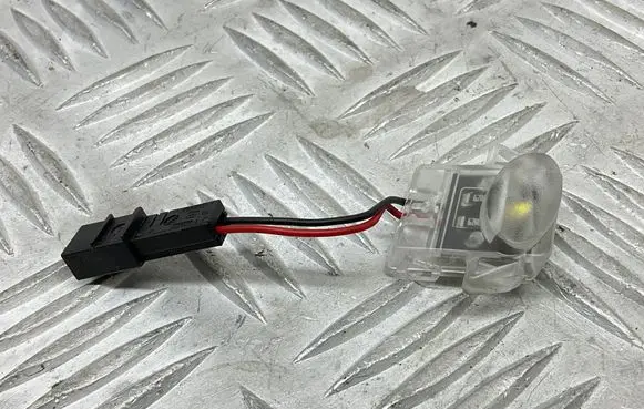 Audi A3 S3 8V Boot/trunk interior light 8V0947122