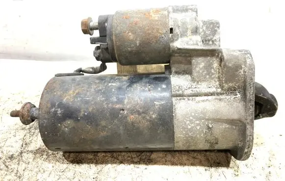 Volvo XC70 Starter motor 1005821794
