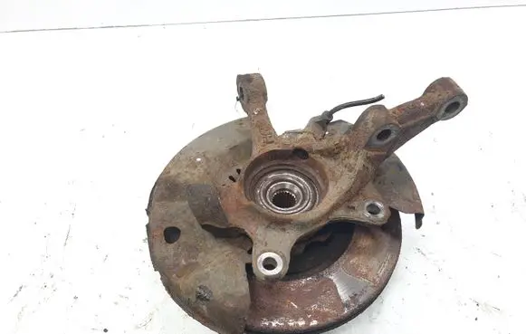 Toyota Yaris Front wheel hub spindle knuckle