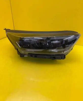 KIA Stonic Headlight/headlamp 