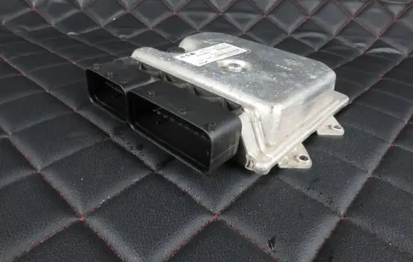 Fiat 500 Engine control unit/module ECU BC0108320E 55261314 BPYSJ4A6P