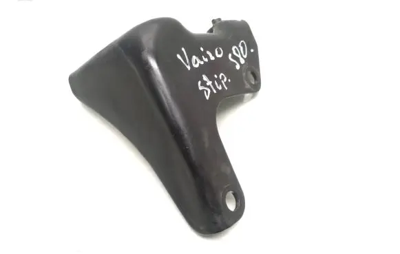 Suzuki Grand Vitara II Power steering pump mounting bracket 
