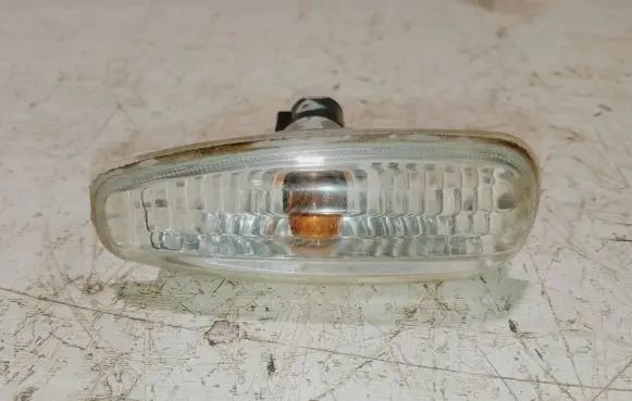 KIA Ceed Front fender indicator light 923033L1