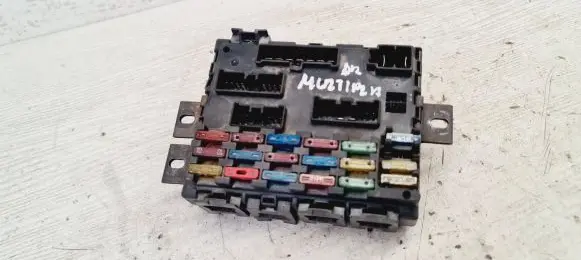 Fiat Multipla Fuse module 46517276