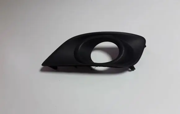 Toyota Avensis T250 Front bumper lower grill 5212805050