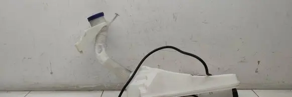 Peugeot 208 II Windshield washer fluid reservoir/tank 9836396080 416052022