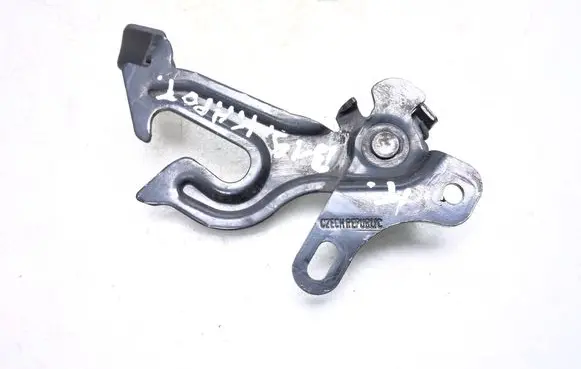 Volvo V60 Engine bonnet/hood lock/latch loop/hook 31218611