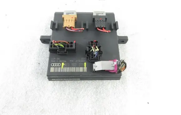 Audi A4 S4 B6 8E 8H Light module LCM 8E0907279