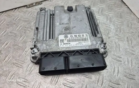 Skoda Octavia Mk2 (1Z) Engine control unit/module 03L906022GB 0281015020