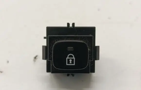Polestar 2 Central locking switch button 32279487