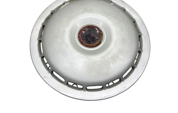 Audi 100 S4 C4 R15 wheel hub/cap/trim 4A0601147