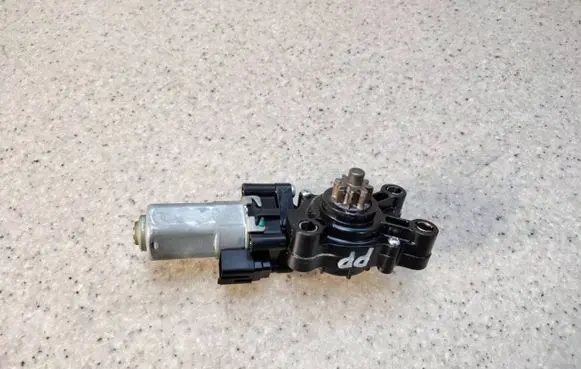 Infiniti Q50 Seat adjustment motor 872914G11A