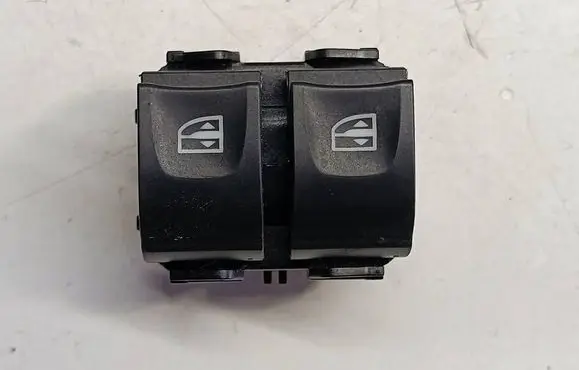 Renault Captur Electric window control switch 254113300RU5 254113300R