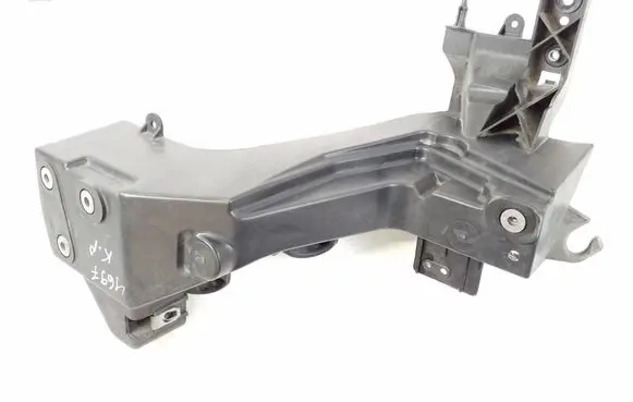 Jeep Grand Cherokee Headlight/headlamp mounting bracket 68223399AA