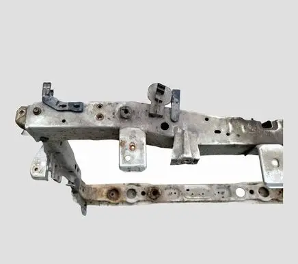Toyota Auris 150 Radiator support slam panel