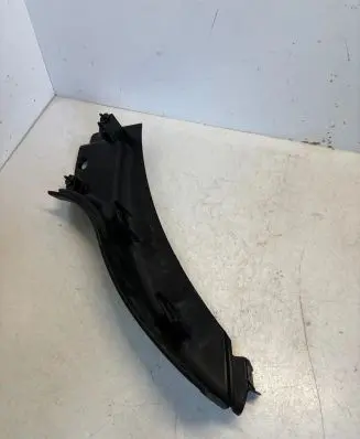 Iveco Daily 6th gen Front sill trim cover 5801548108