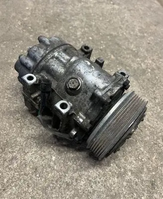 Volvo C30 Air conditioning (A/C) compressor (pump) 3M5H19D629HE SD7V16 6816212624