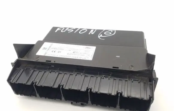 Ford Fusion Comfort/convenience module 6S6T15K600CG 5WK48855G 97RA000001