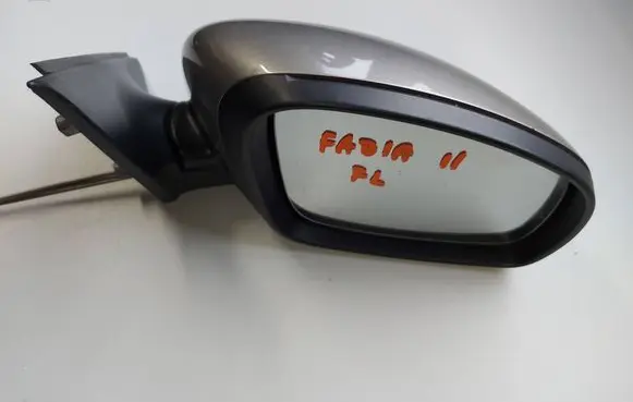 Skoda Fabia Mk2 (5J) Manual wing mirror 