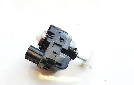 Headlight level adjustment motor