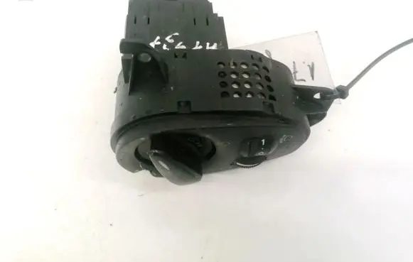 Ford Focus Light switch 98AG13A024AF 04052502
