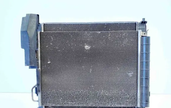 KIA Sportage Radiator set 25304D7720 A10346646