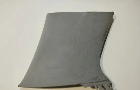 (D)pillar trim (top)