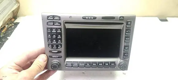 Porsche 997 Radio/CD/DVD/GPS head unit 99764214310 BE6692 BECKER