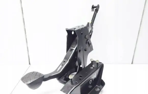 Volkswagen Polo IV 9N3 Brake pedal 
