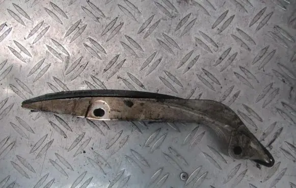 Mercedes-Benz E W210 Slide rail for timing chain 1040520383 1040571116