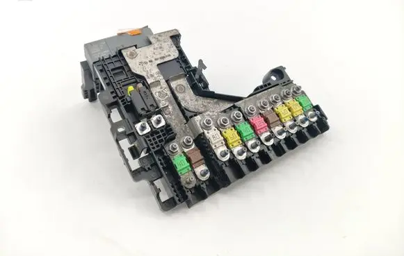 Citroen DS5 Fuse module 9665878380