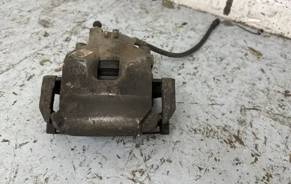 Opel Astra K Front brake caliper 39103795