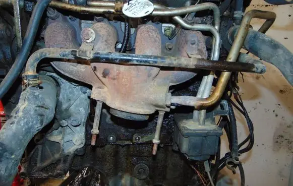 Ford Mondeo MK I Exhaust manifold 1001811 938F9430FF 1003017