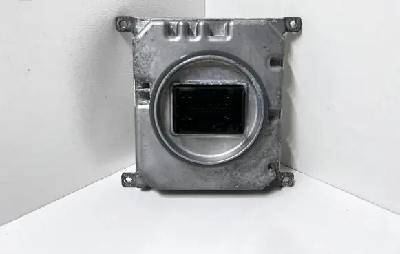 Audi Q7 4M Headlight ballast module Xenon 7PP941572A W003T30571 7PD941573A