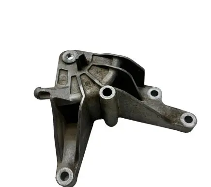 Opel Insignia A Gearbox mounting bracket 13341629