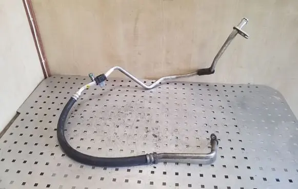 Peugeot 4007 Air conditioning (A/C) pipe/hose