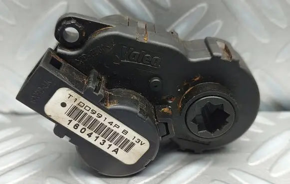 Opel Meriva B Air flap motor/actuator T1009914P 1604131A