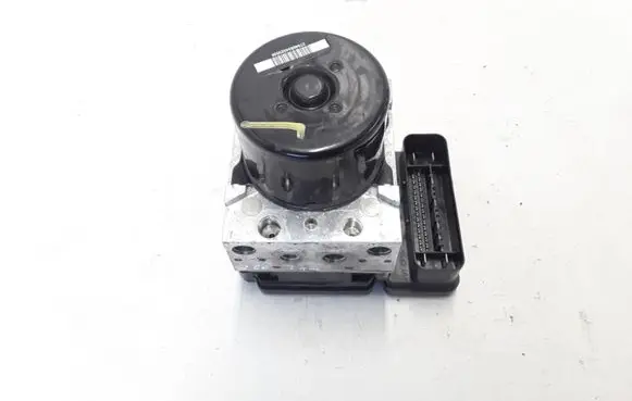 Volvo V60 ABS Pump 31400101