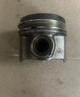 Ford Mondeo MK V Piston 0851E 18R10851E