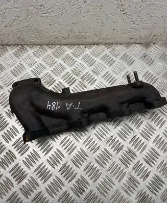 Toyota Avensis T250 Exhaust manifold 27040