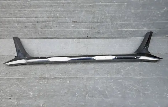 KIA Xceed Front bumper splitter molding 86577J70A0